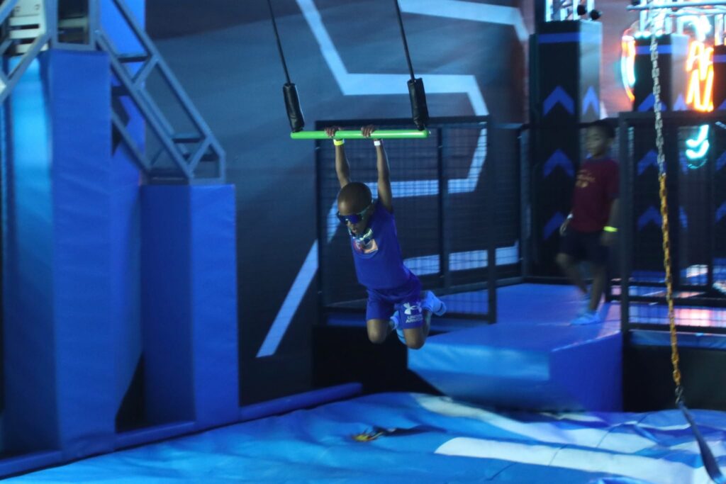 Zap Zone Wonder Bus
